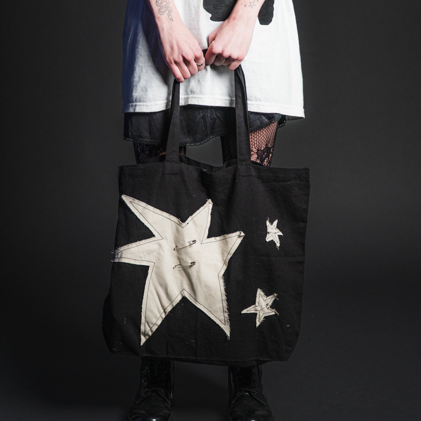 CANVAS STAR TOTE